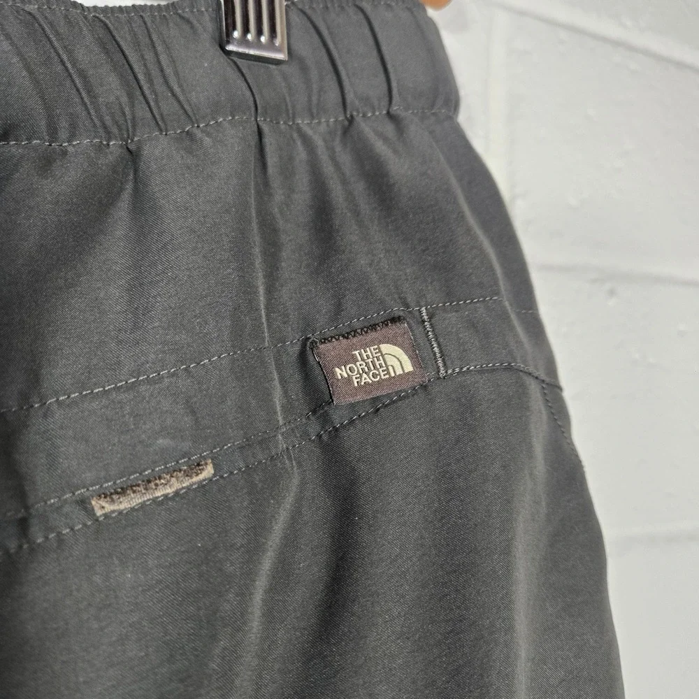 2 Lot North Face‎ XL 8.5 Inseam Nylon Shorts Elastic Waist Belted Outdoor Hiking